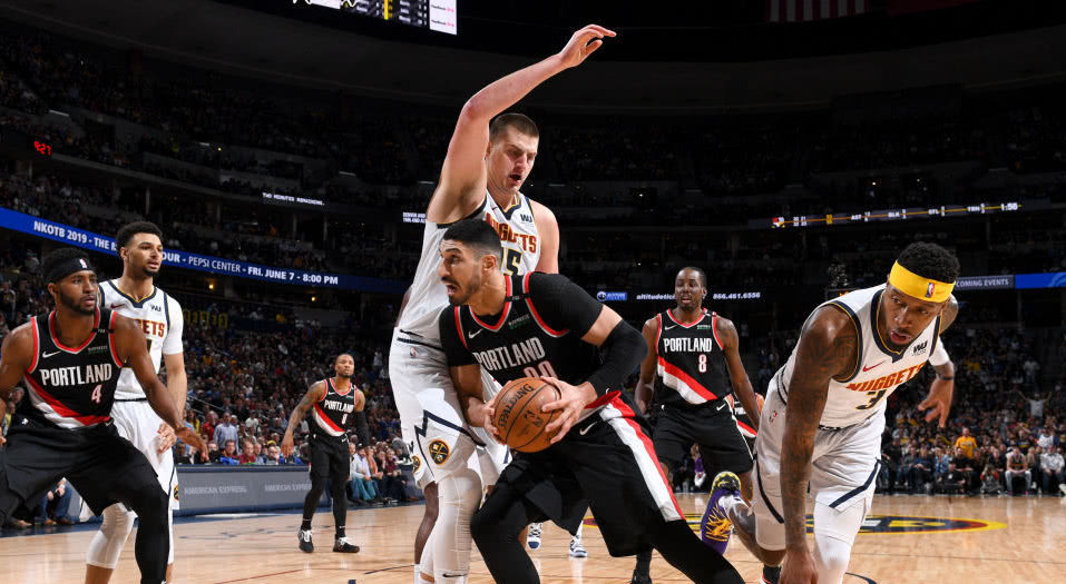  艾顿护框能力尽显，开拓者主场力克马刺队